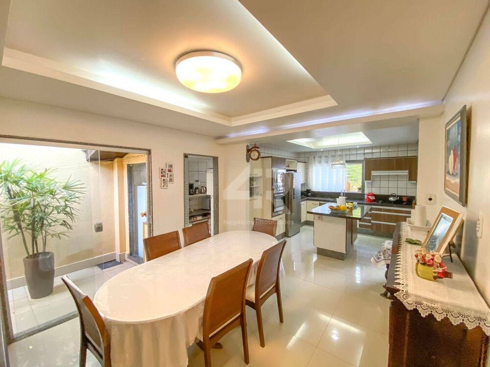 Casa, 4 quartos, 300 m² - Foto 6