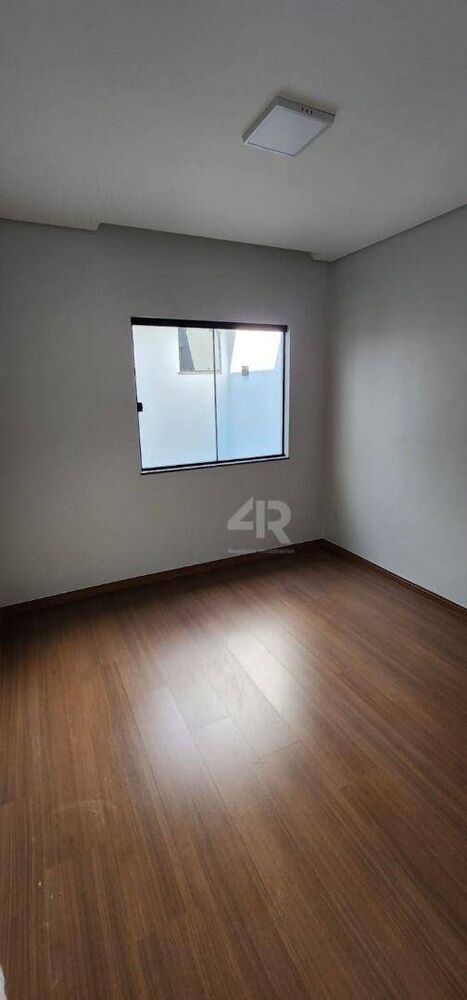 Casa, 3 quartos, 81 m² - Foto 4