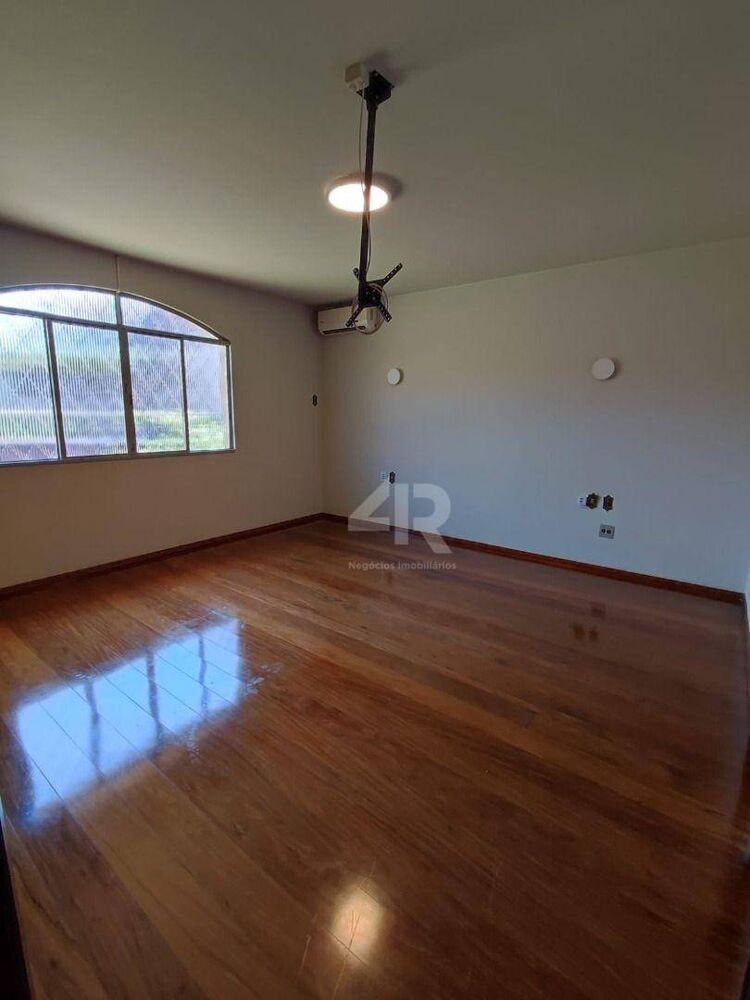 Casa, 3 quartos, 323 m² - Foto 33