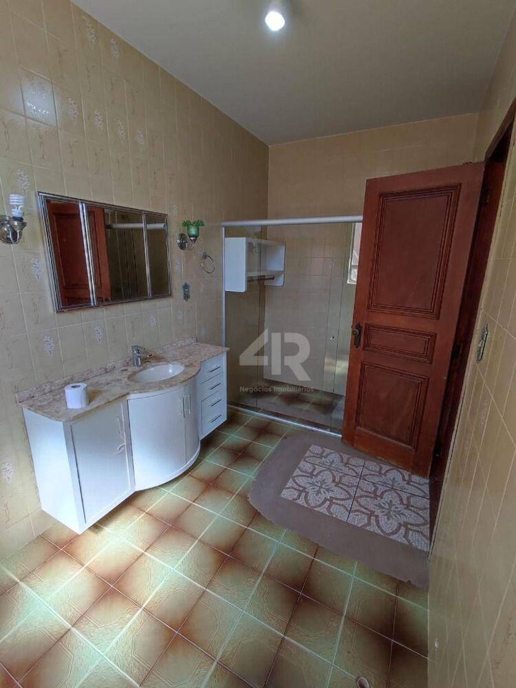 Casa, 3 quartos, 323 m² - Foto 35