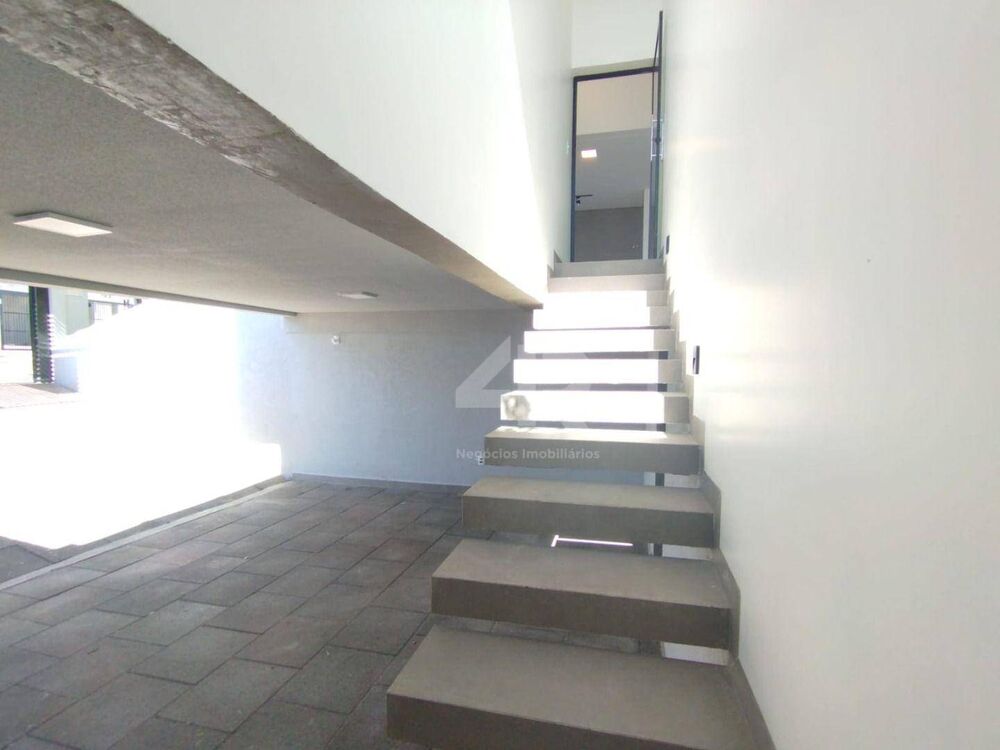 Casa, 3 quartos, 228 m² - Foto 4