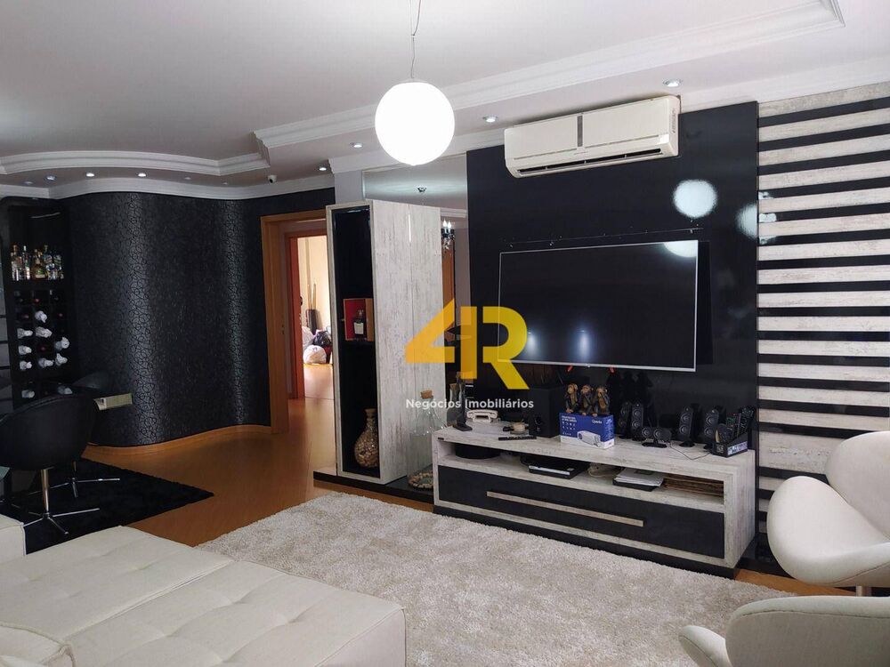 Apartamento à venda com 3 quartos, 184m² - Foto 6