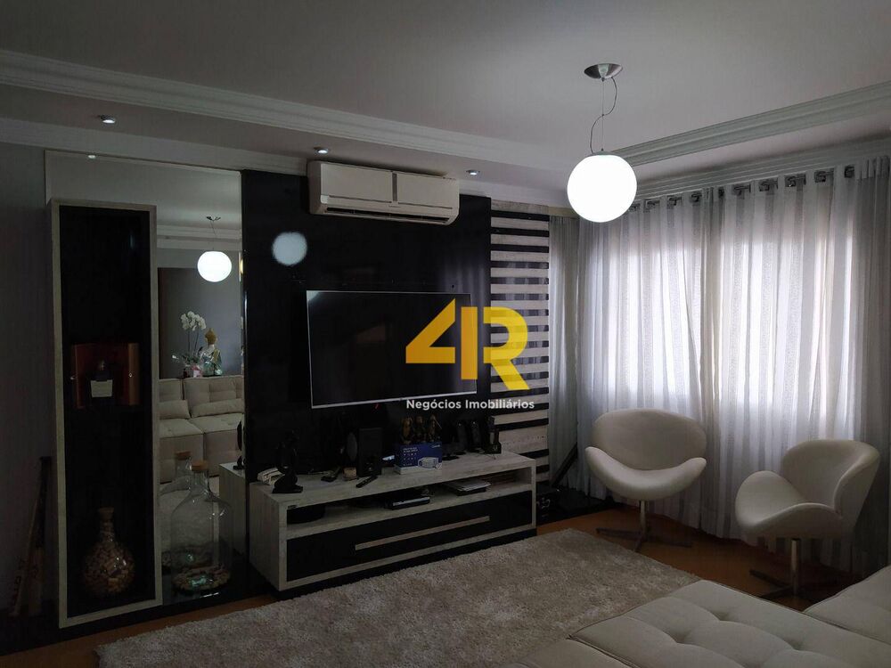 Apartamento à venda com 3 quartos, 184m² - Foto 5