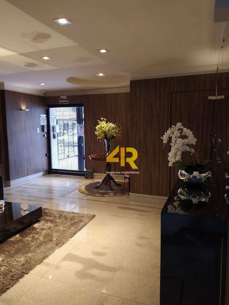 Apartamento à venda com 3 quartos, 184m² - Foto 3