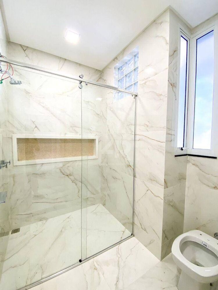 Sobrado, 4 quartos, 257 m² - Foto 4
