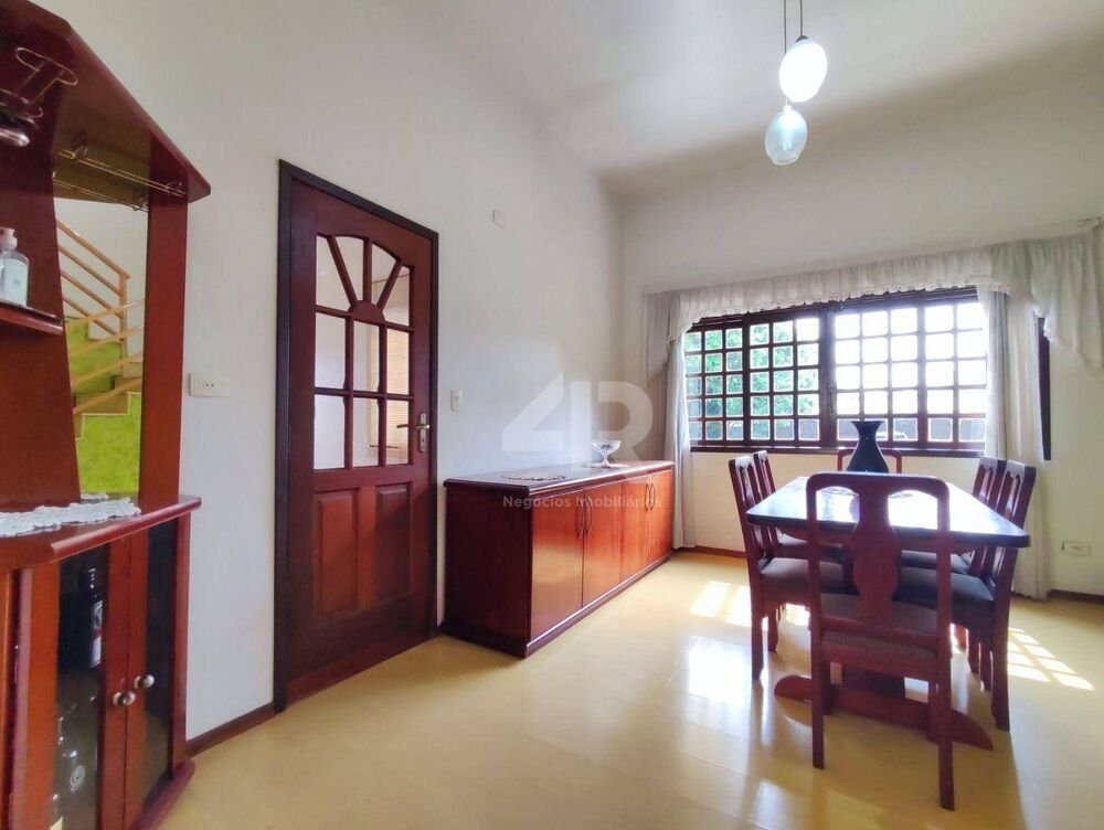 Sobrado, 4 quartos, 300 m² - Foto 1