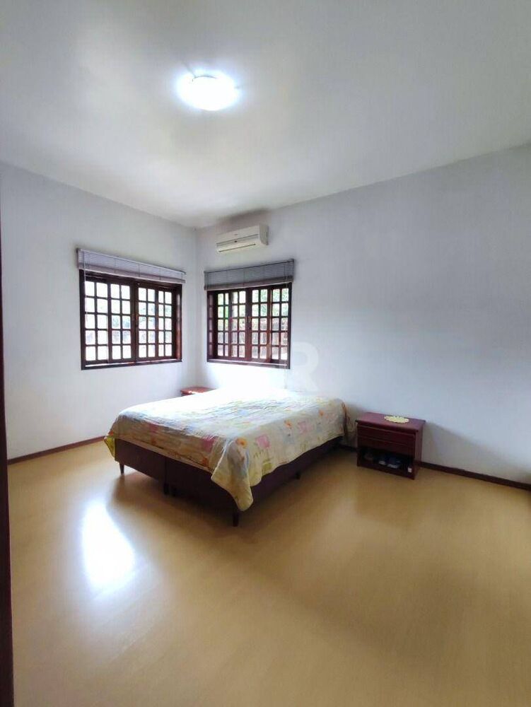 Sobrado, 4 quartos, 300 m² - Foto 4