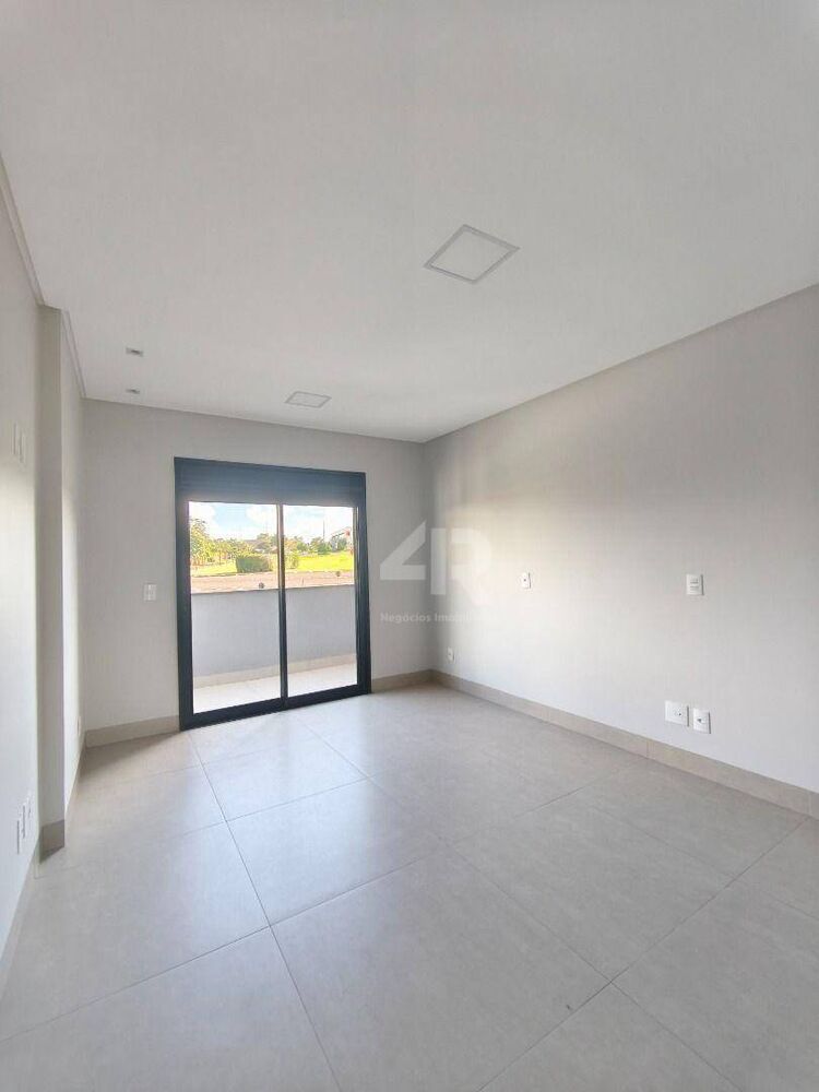 Sobrado, 3 quartos, 214 m² - Foto 2