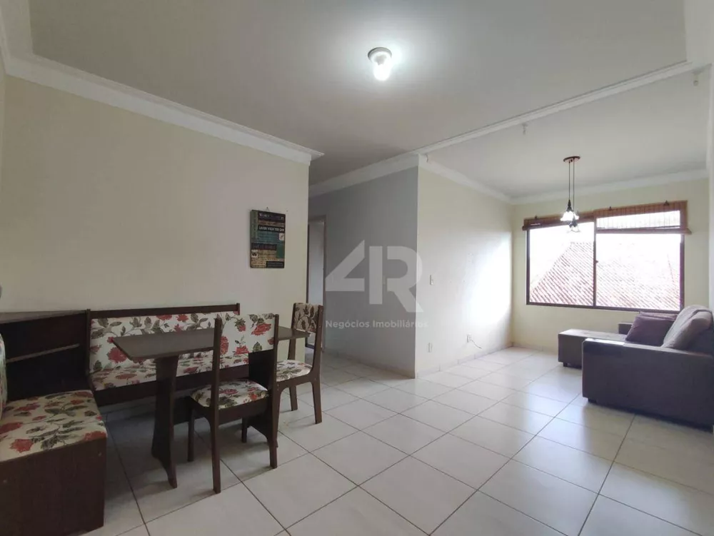 Apartamento à venda com 2 quartos, 63m² - Foto 4