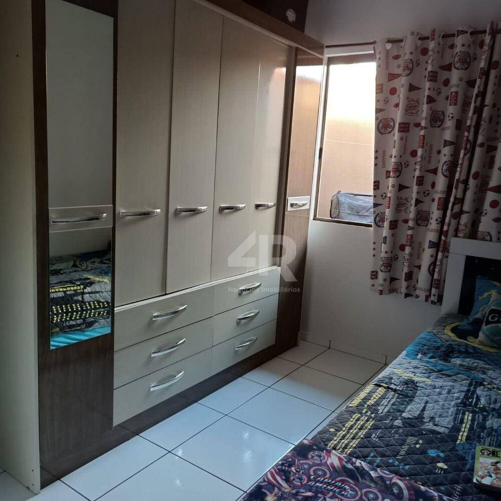 Casa à venda com 3 quartos, 75m² - Foto 5