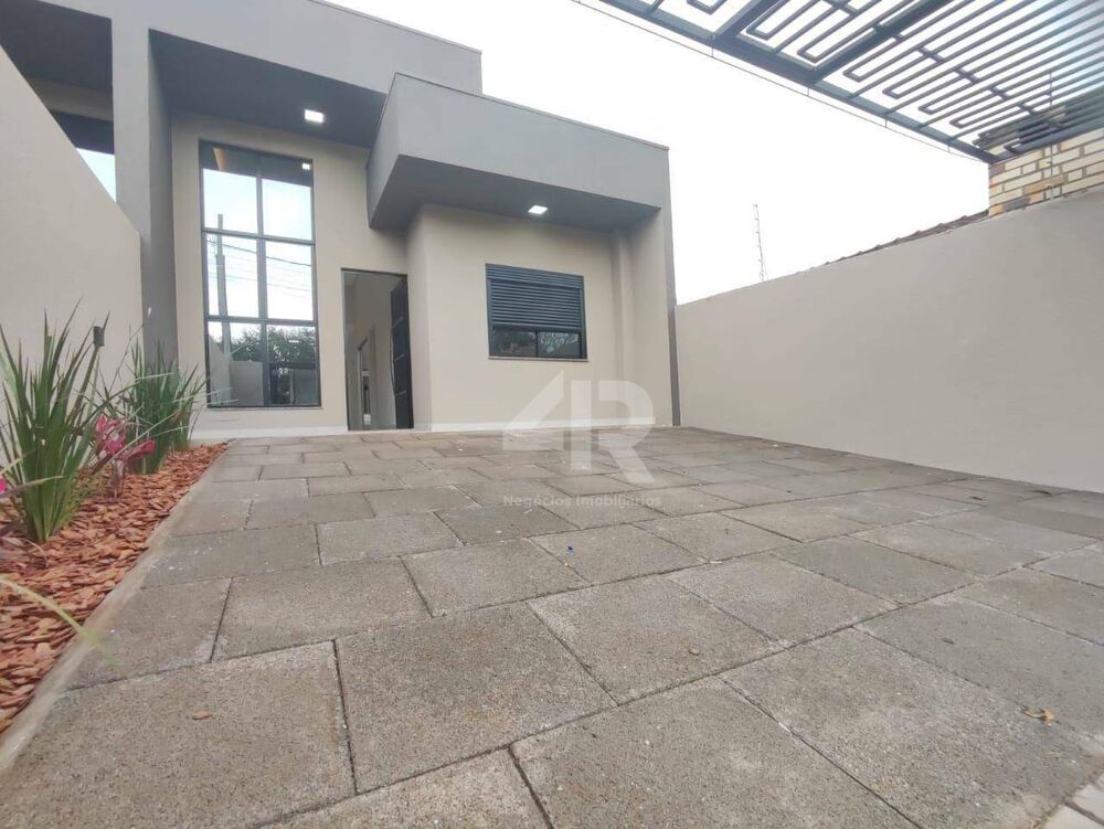 Casa à venda com 3 quartos, 105m² - Foto 2