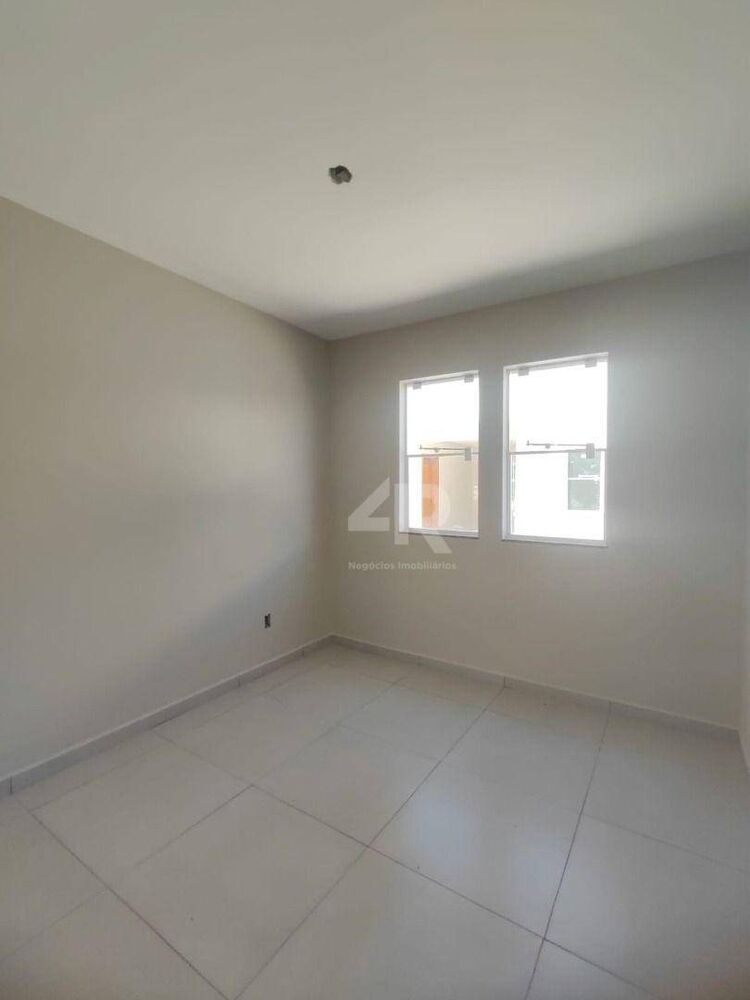 Casa à venda com 2 quartos, 58m² - Foto 5