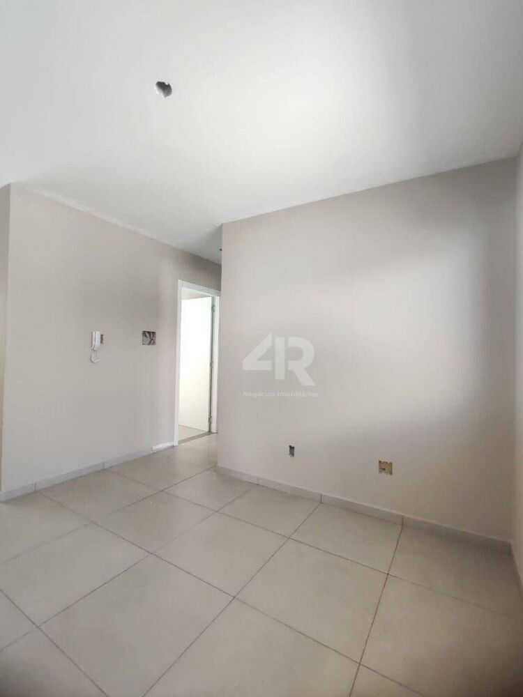 Casa à venda com 2 quartos, 58m² - Foto 3