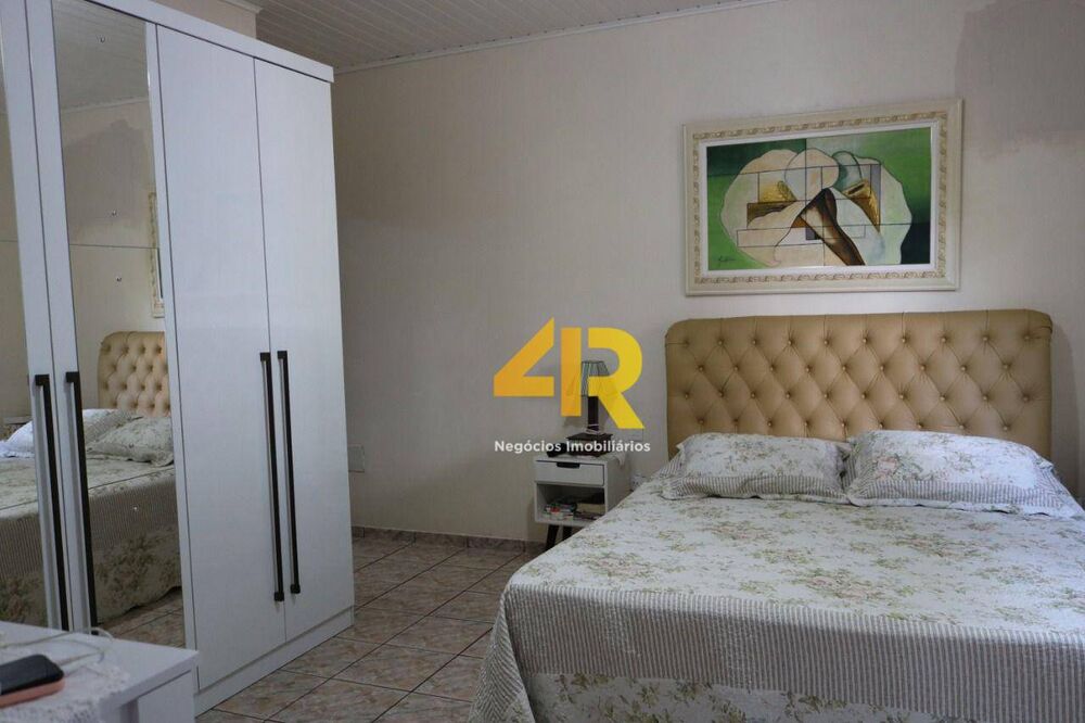 Casa, 3 quartos, 250 m² - Foto 7