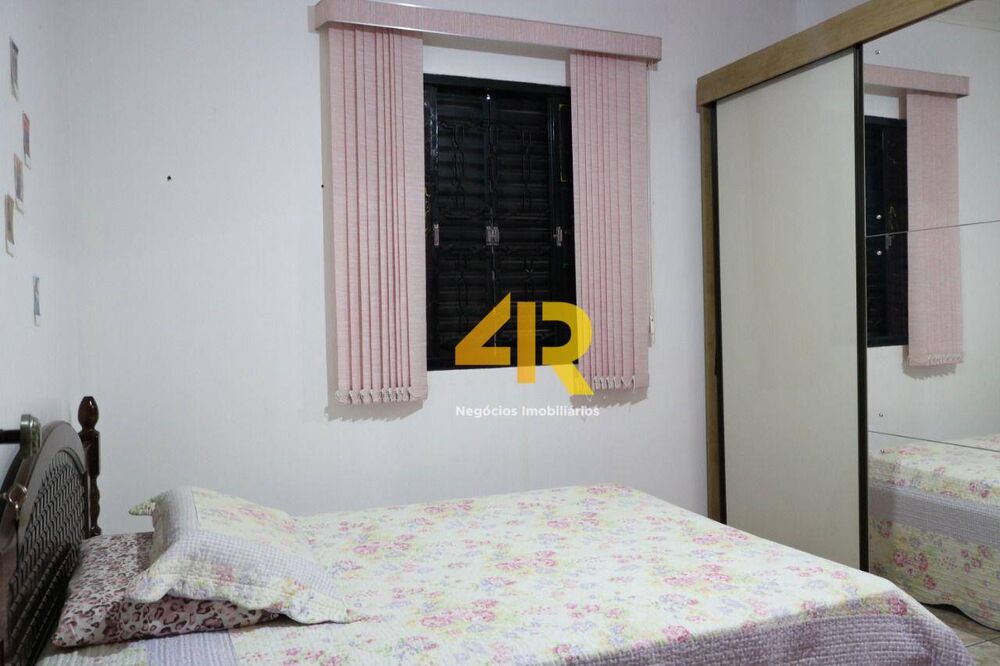 Casa, 3 quartos, 250 m² - Foto 10