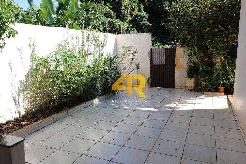 Casa, 3 quartos, 250 m² - Foto 16