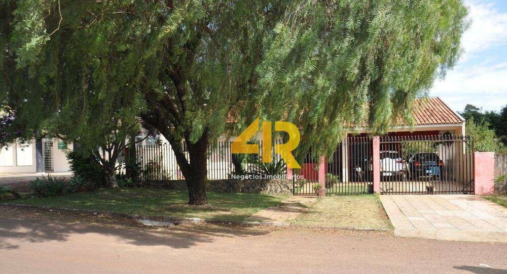 Casa, 3 quartos, 250 m² - Foto 1