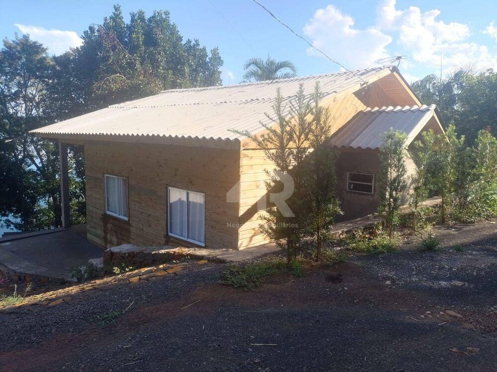 Chácara, 2 quartos, 1900 m² - Foto 1