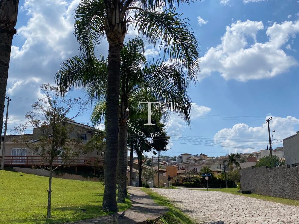 Casa de Condomínio à venda com 3 quartos, 375m² - Foto 4