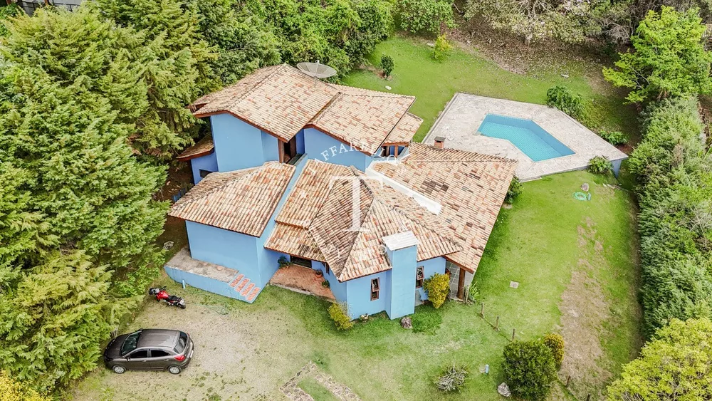 Casa de Condomínio à venda com 4 quartos, 250m² - Foto 3