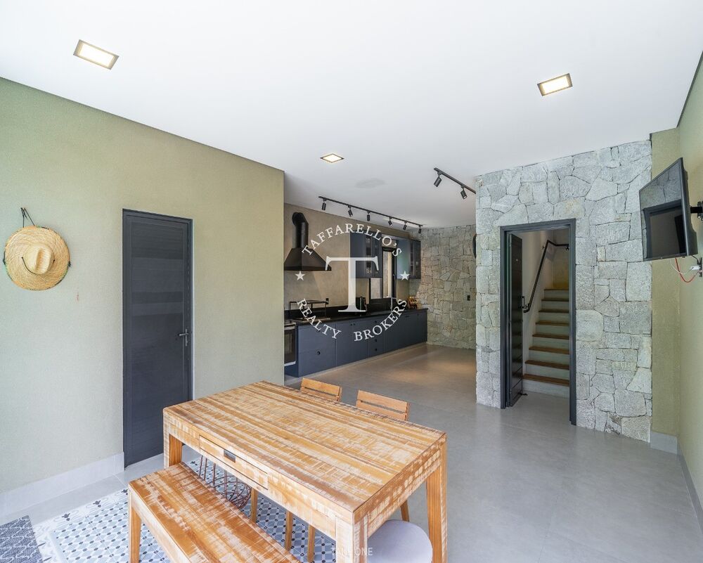 Casa de Condomínio à venda com 3 quartos, 300m² - Foto 45