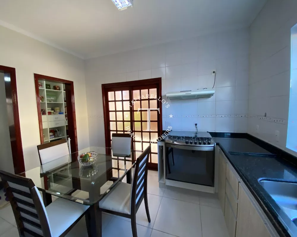 Casa de Condomínio à venda com 4 quartos, 350m² - Foto 10