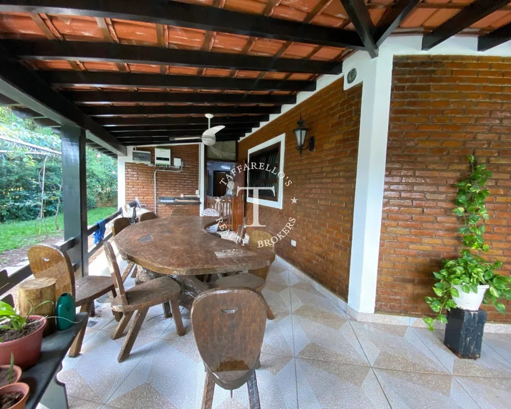 Casa de Condomínio à venda com 4 quartos, 470m² - Foto 2