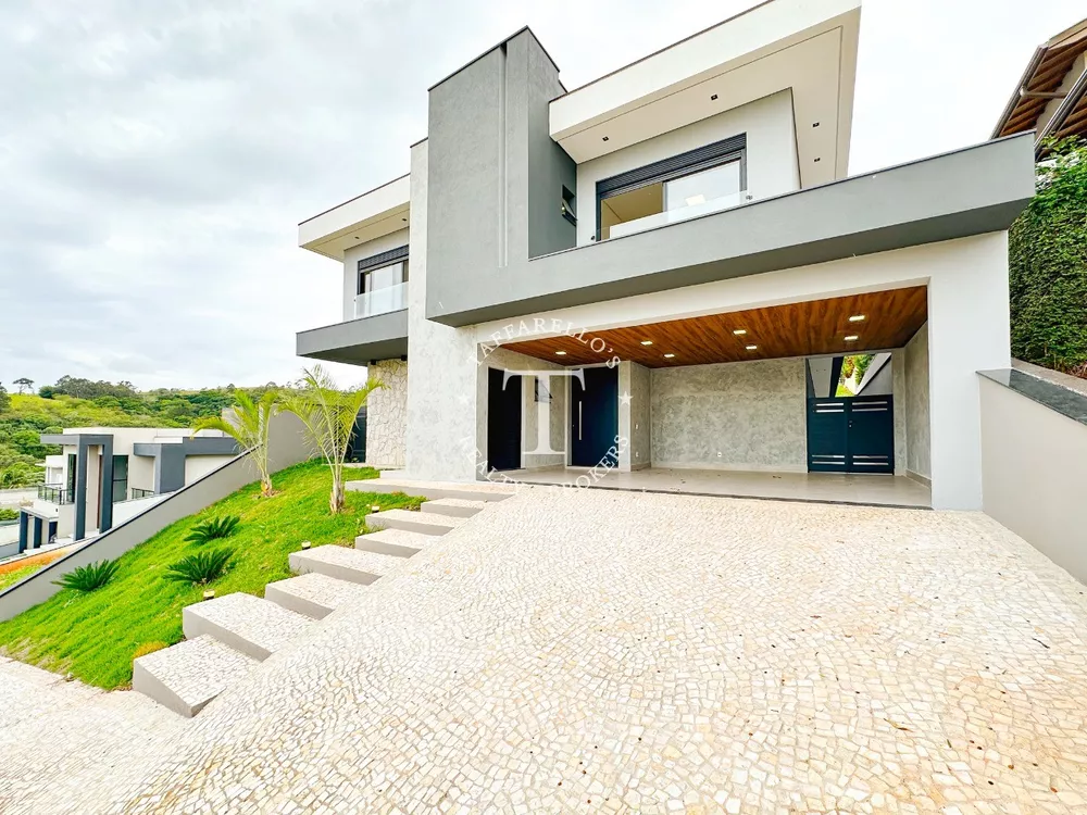 Casa de Condomínio à venda com 4 quartos, 372m² - Foto 2