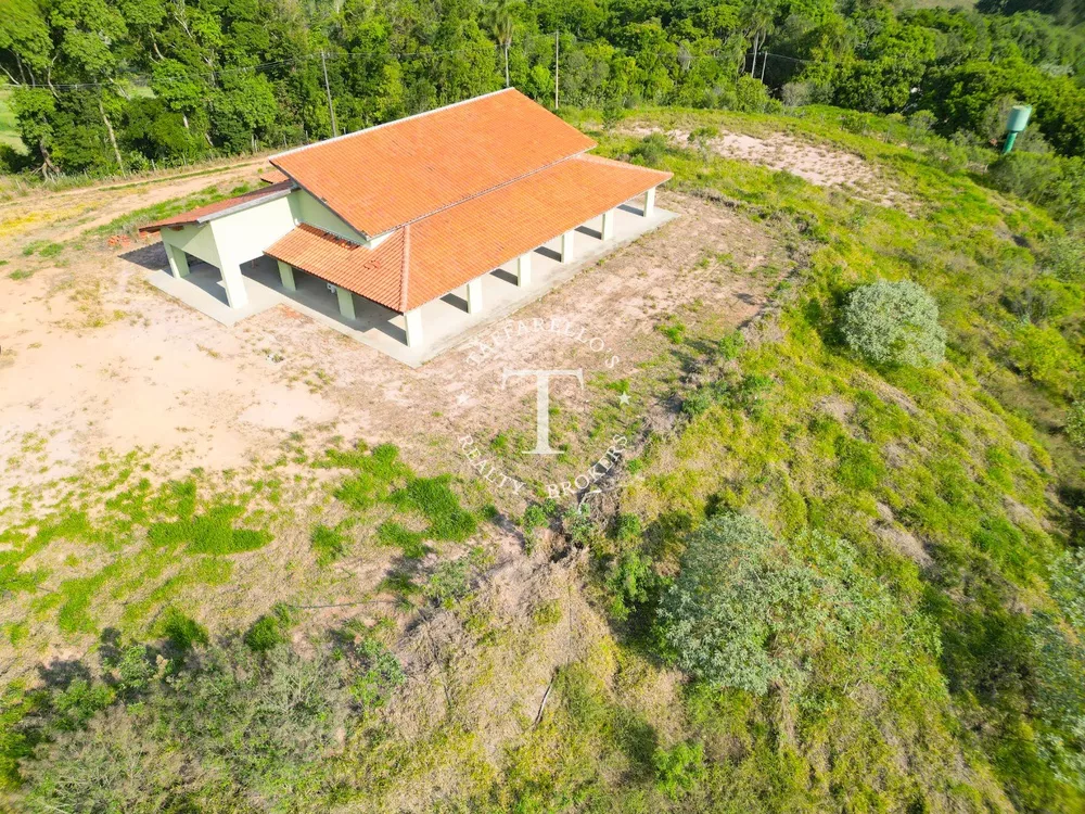 Fazenda à venda com 3 quartos, 318m² - Foto 3