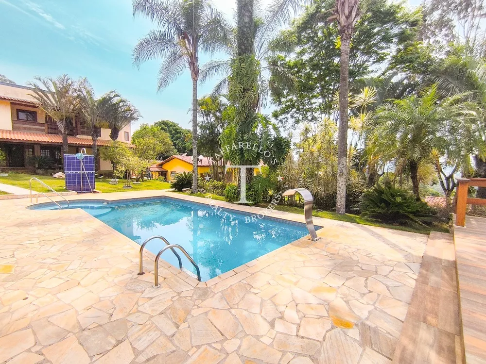 Chácara, 6 quartos, 2000 m² - Foto 1