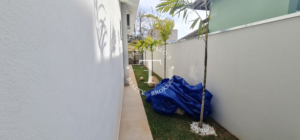 Casa de Condomínio à venda com 3 quartos, 250m² - Foto 9