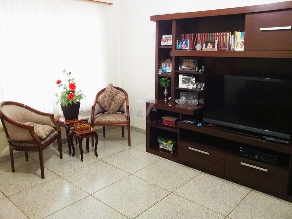 Sítio, 5 quartos, 3150 m² - Foto 20