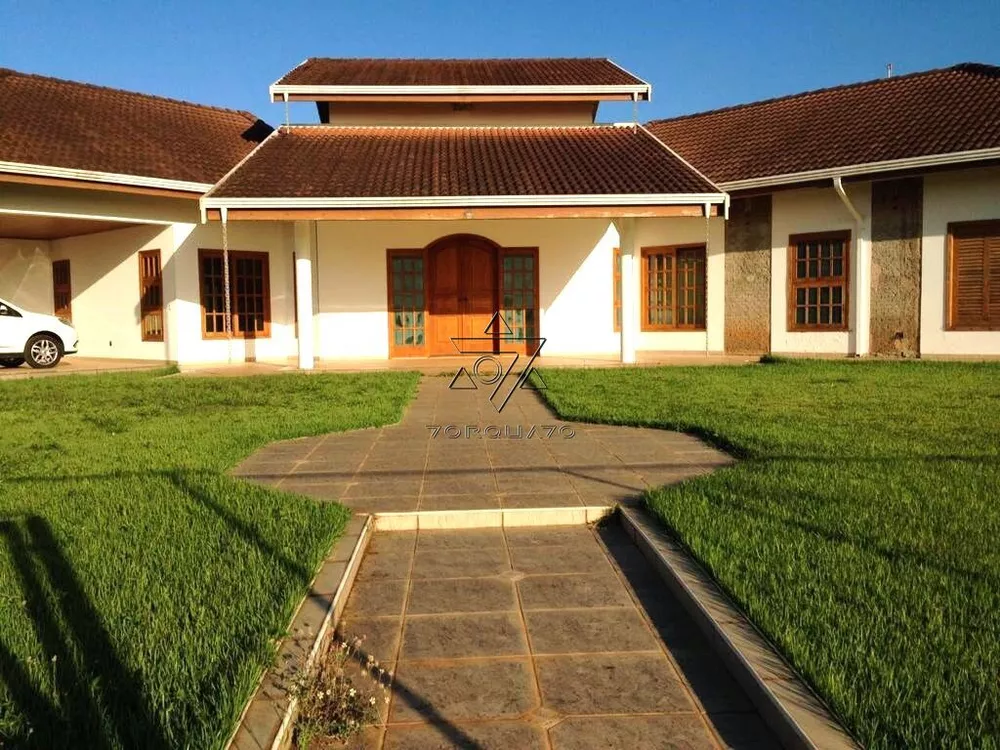 Sítio, 5 quartos, 3150 m² - Foto 2