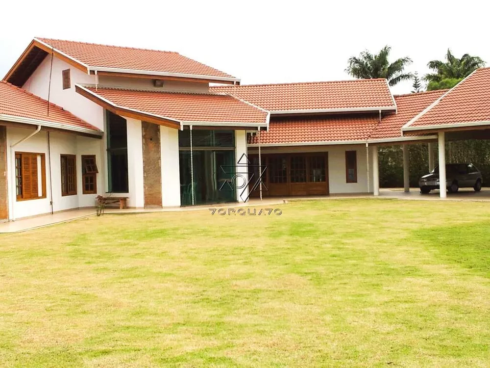 Sítio, 5 quartos, 3150 m² - Foto 1