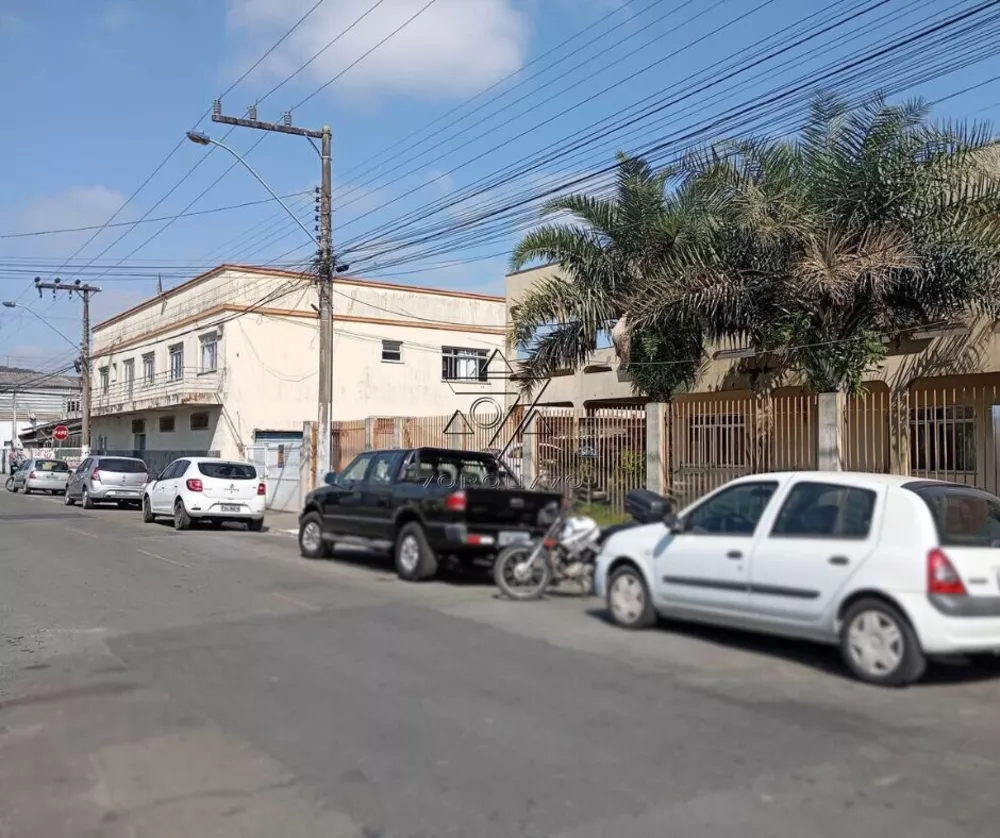 Casa, 7 quartos, 898 m² - Foto 1