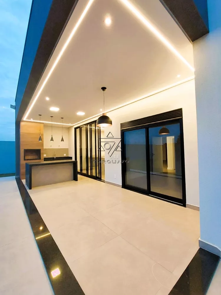 Sobrado, 4 quartos, 304 m² - Foto 1