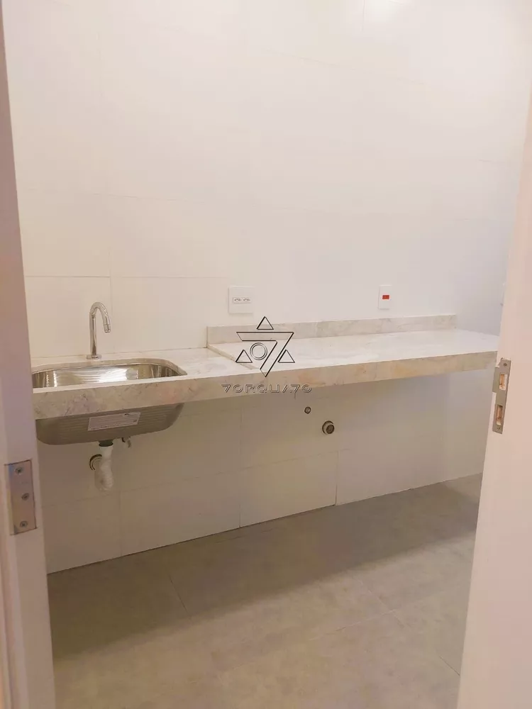 Sobrado, 4 quartos, 304 m² - Foto 4