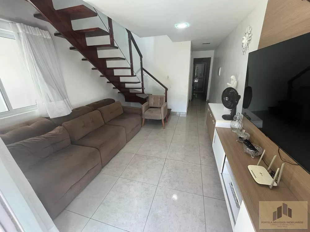 Casa de Condomínio à venda com 3 quartos, 98m² - Foto 2