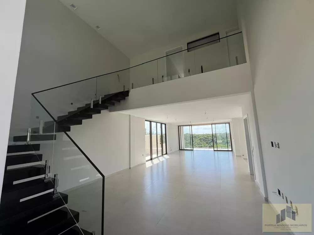 Casa de Condomínio à venda com 4 quartos, 600m² - Foto 3