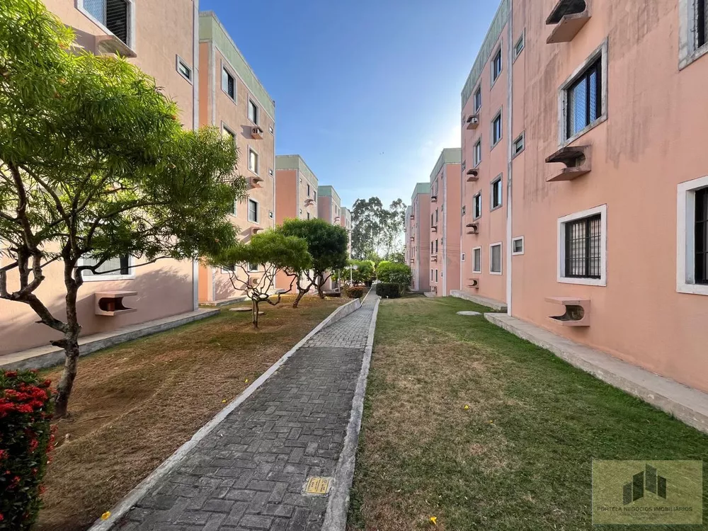 Apartamento à venda com 3 quartos, 74m² - Foto 2