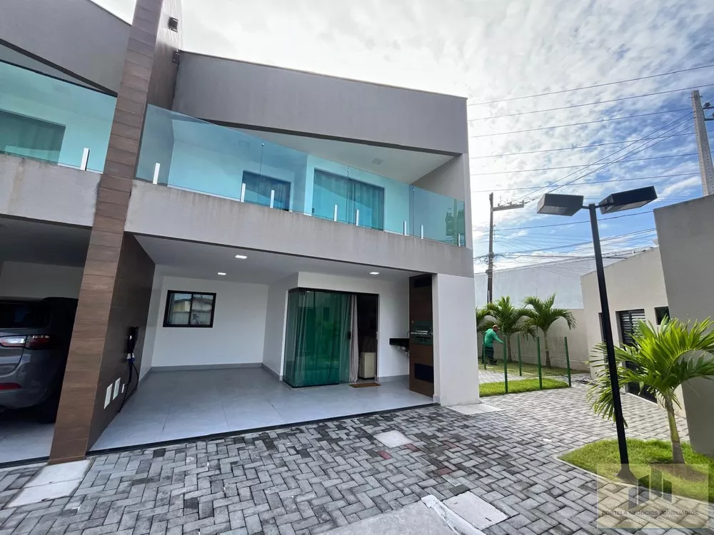 Casa de Condomínio à venda com 3 quartos, 145m² - Foto 1