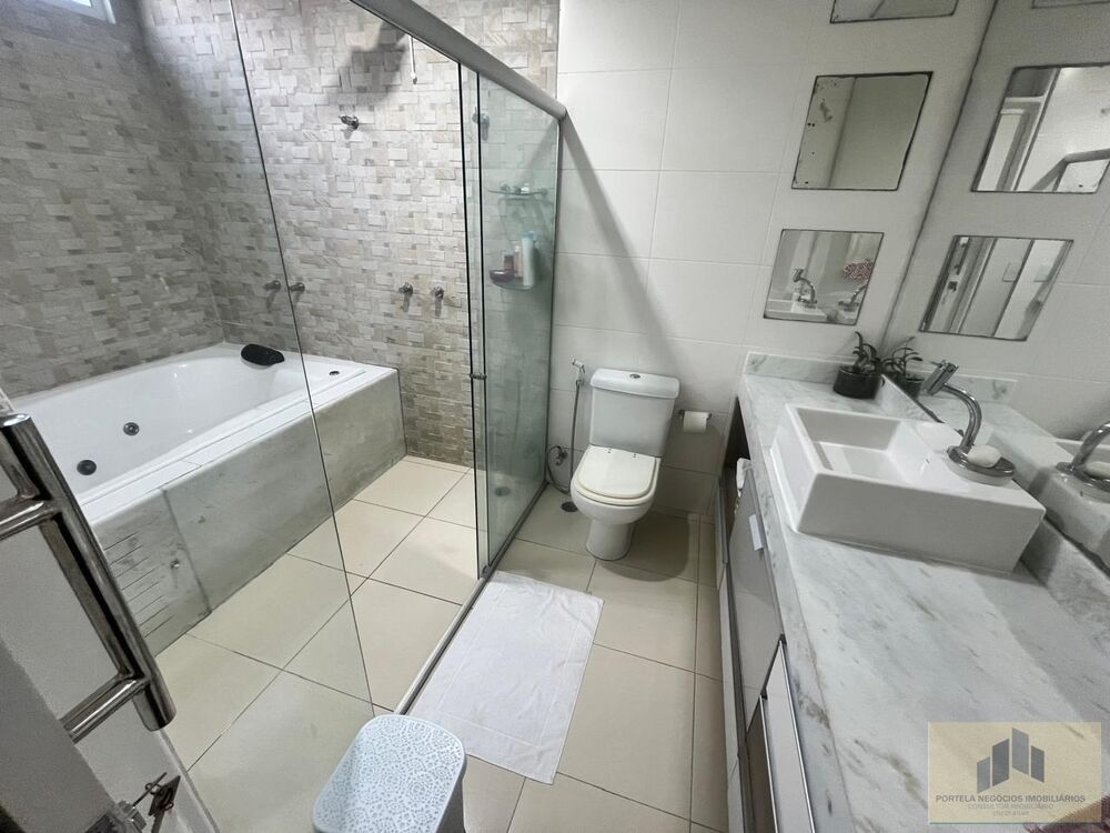 Casa de Condomínio à venda com 4 quartos, 299m² - Foto 3