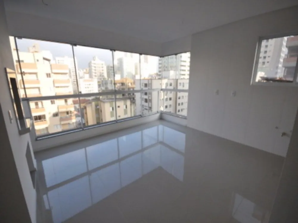 Apartamento, 3 quartos, 120 m² - Foto 1