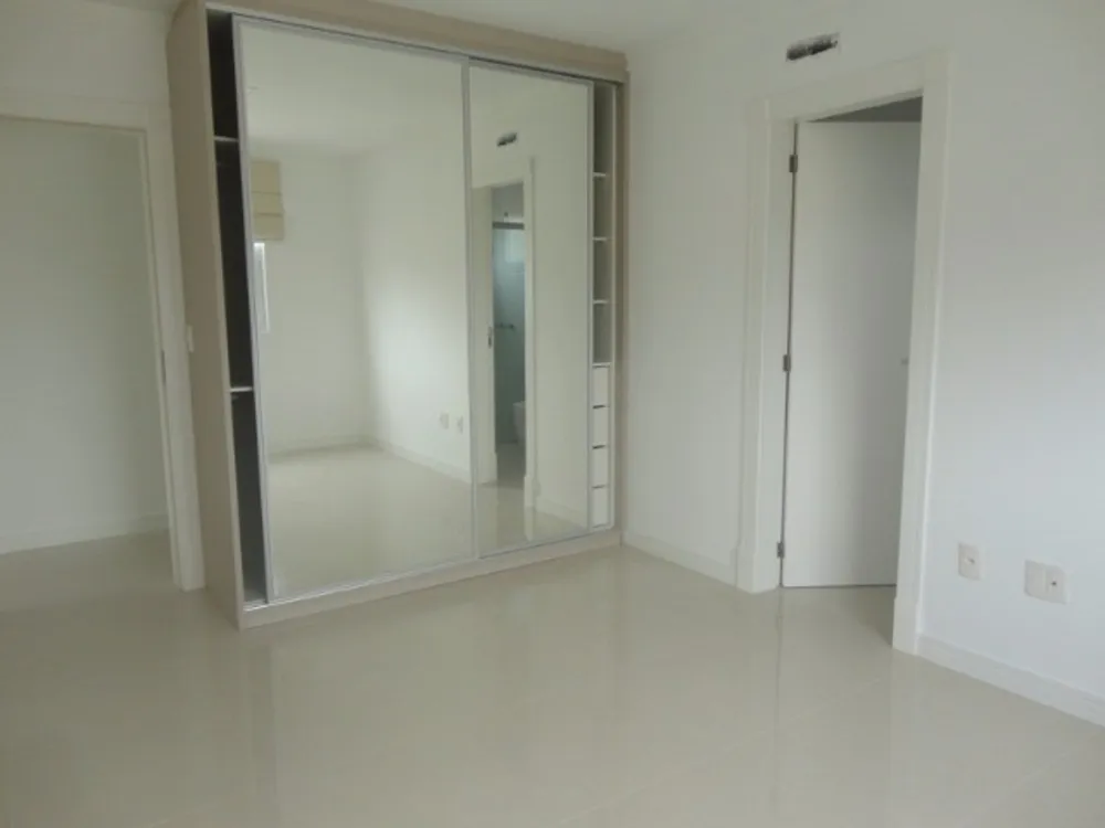Apartamento, 3 quartos, 115 m² - Foto 3
