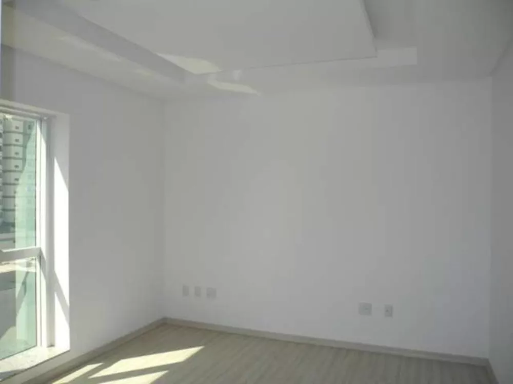 Apartamento à venda com 3 quartos, 170m² - Foto 10