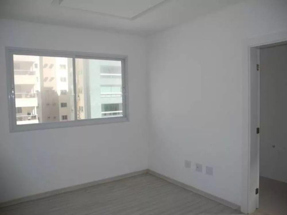 Apartamento à venda com 3 quartos, 170m² - Foto 16