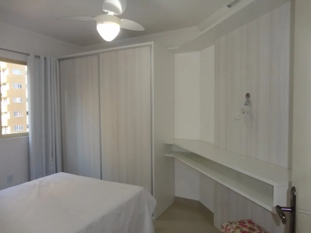 Apartamento, 3 quartos, 100 m² - Foto 2