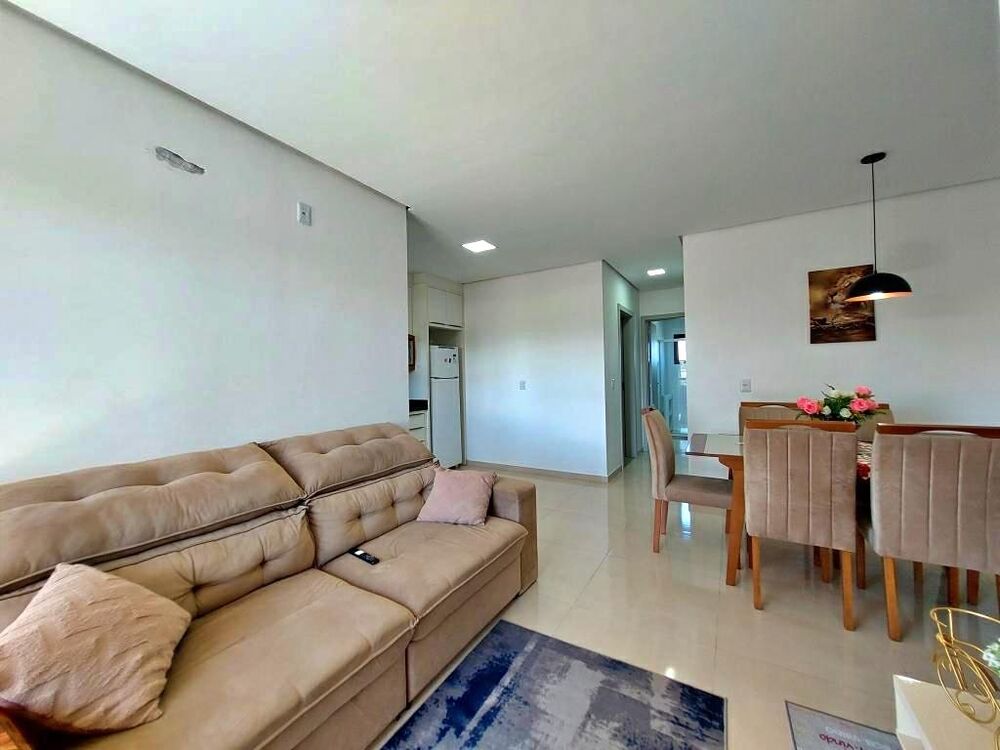 Apartamento à venda com 2 quartos, 64m² - Foto 2