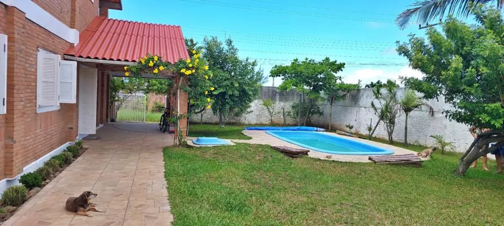 Casa à venda com 4 quartos, 290m² - Foto 2