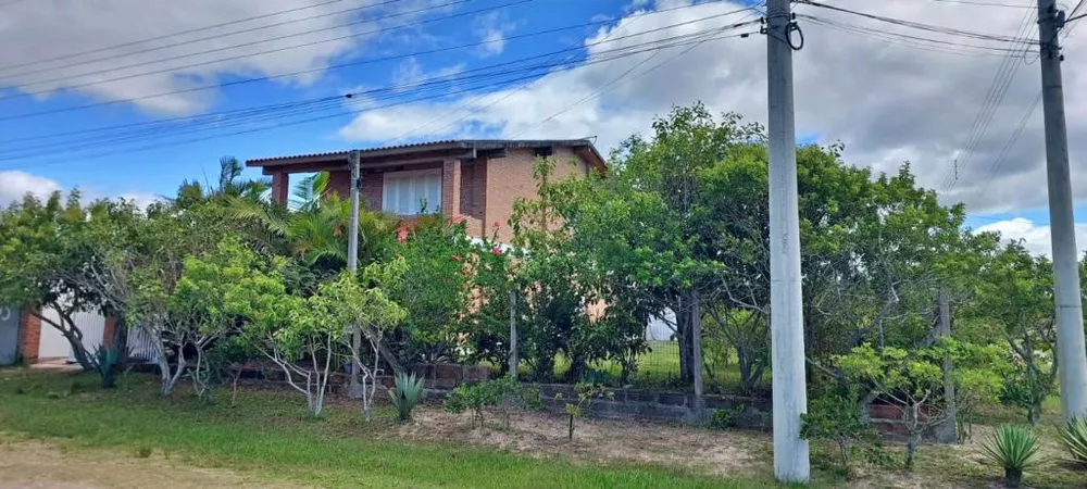 Casa, 4 quartos, 290 m² - Foto 1